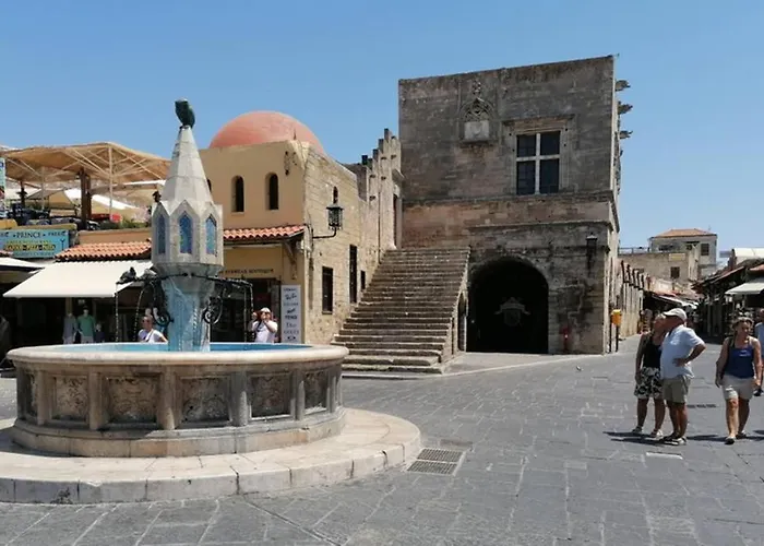 Natasha's Nest * Rhodes City