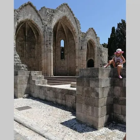 Natasha's Nest Апартаменты Родос